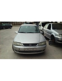 opel vectra b berlina del año 2001