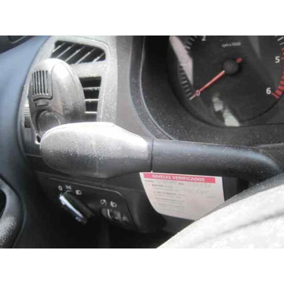 seat cordoba berlina (6k2) del año 2001