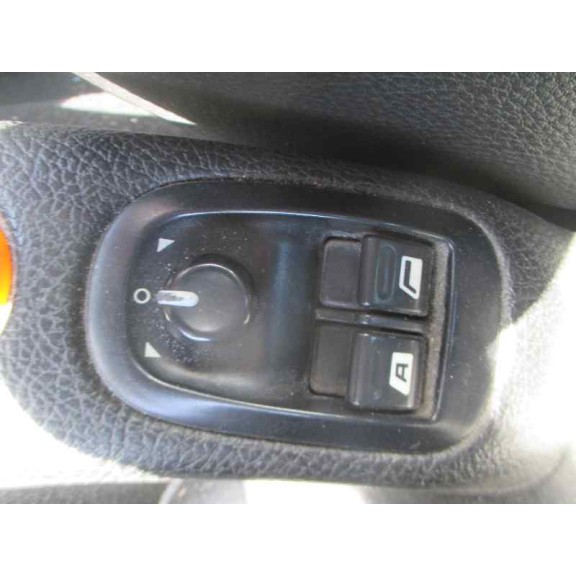 peugeot 206 berlina del año 2002