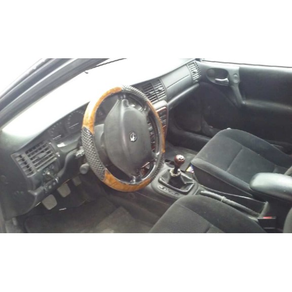 opel vectra b berlina del año 2001