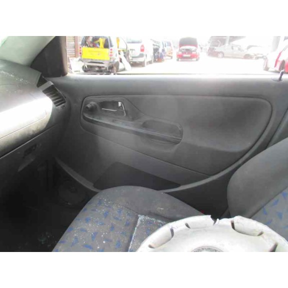 seat cordoba berlina (6k2) del año 1999