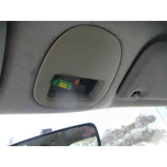 peugeot 206 berlina del año 2002