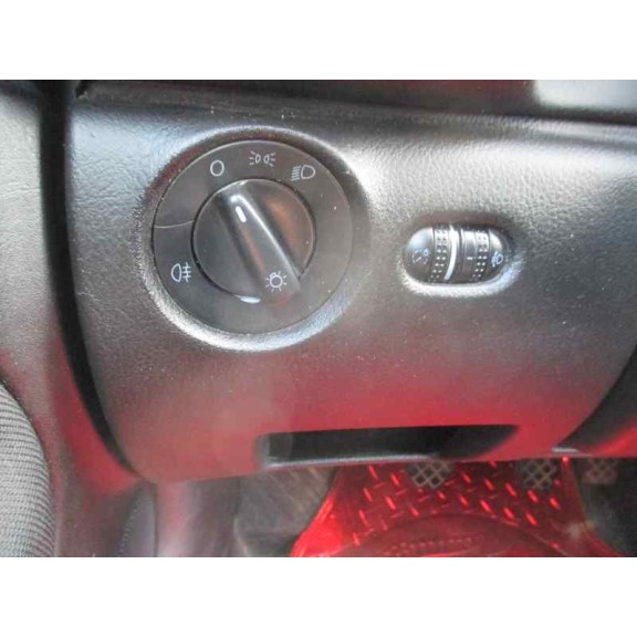 volkswagen passat berlina (3b2) del año 2000