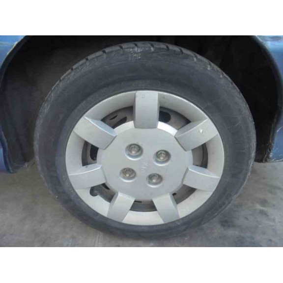 kia rio del año 2001