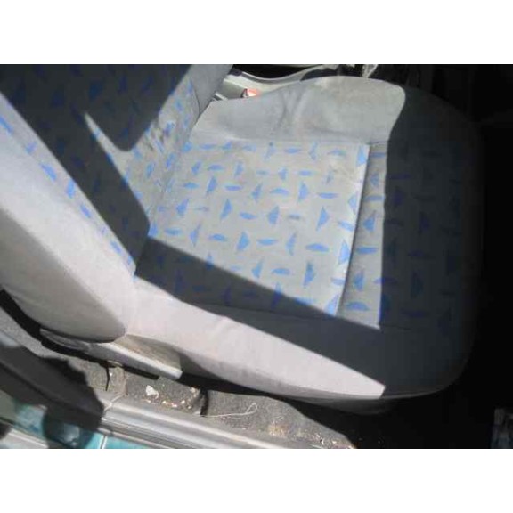 seat cordoba berlina (6k2) del año 2001