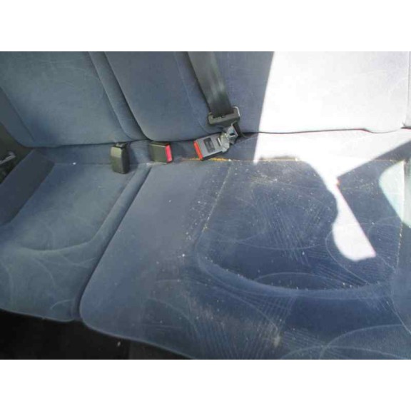 peugeot 206 berlina del año 2002