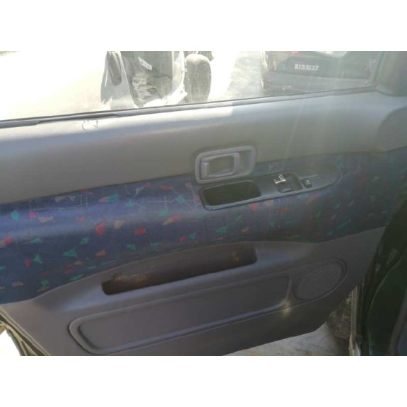 nissan serena (c23m) del año 2000