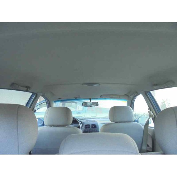 kia rio del año 2001