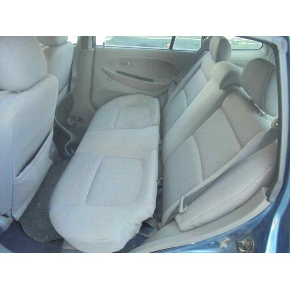 kia rio del año 2001