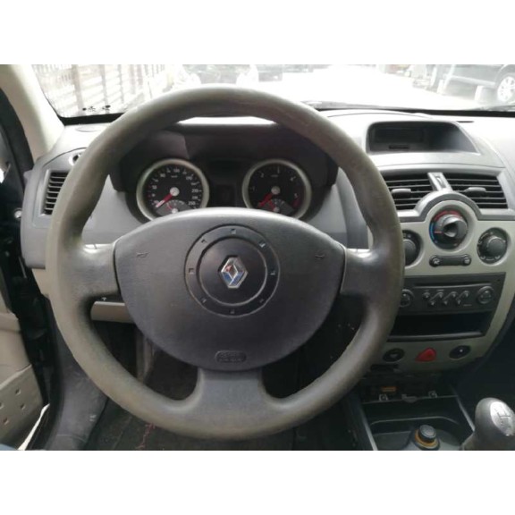 renault megane ii berlina 5p del año 2004