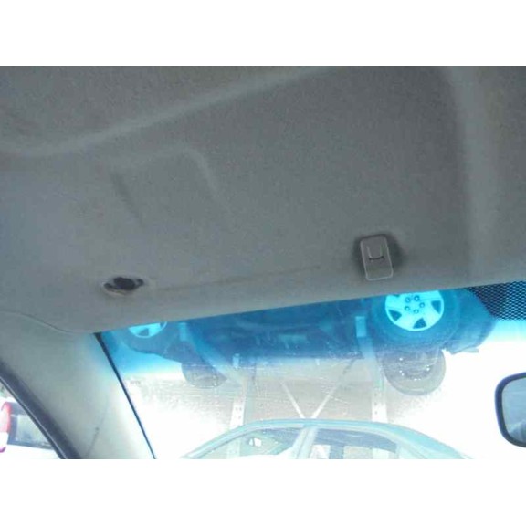 kia rio del año 2001