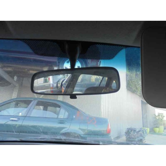 kia rio del año 2001