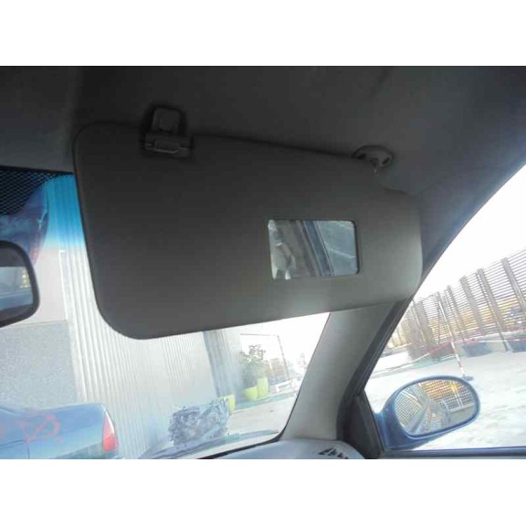 kia rio del año 2001