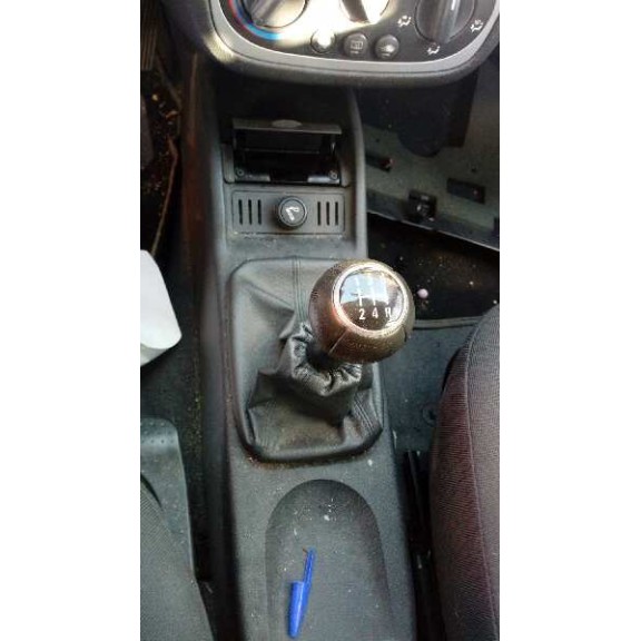 opel corsa c del año 2006