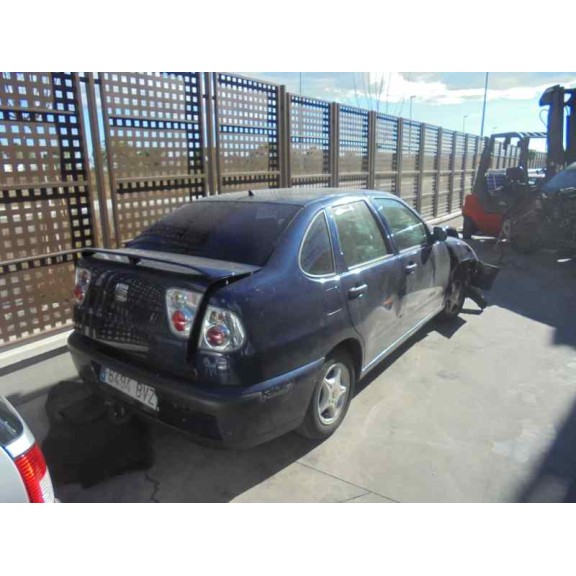 seat cordoba berlina (6k2) del año 2002