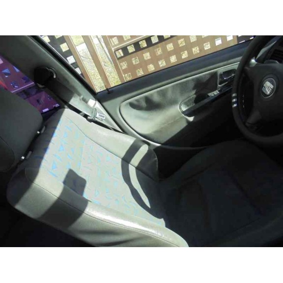 seat cordoba berlina (6k2) del año 2002