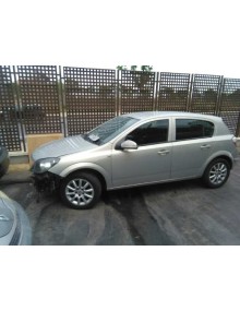 opel astra h berlina del año 2005