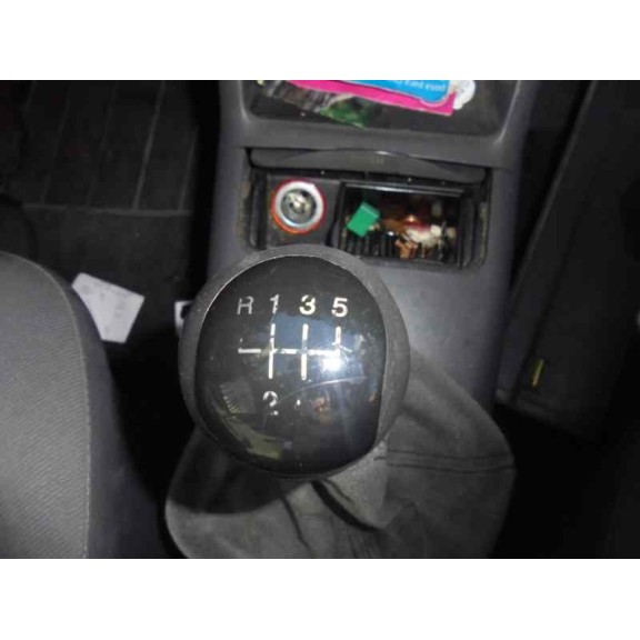 seat cordoba berlina (6k2) del año 2002