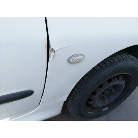 peugeot 206 berlina del año 2002