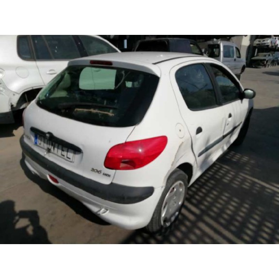 peugeot 206 berlina del año 2002
