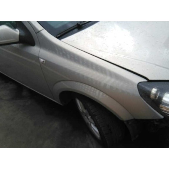 opel astra h berlina del año 2005