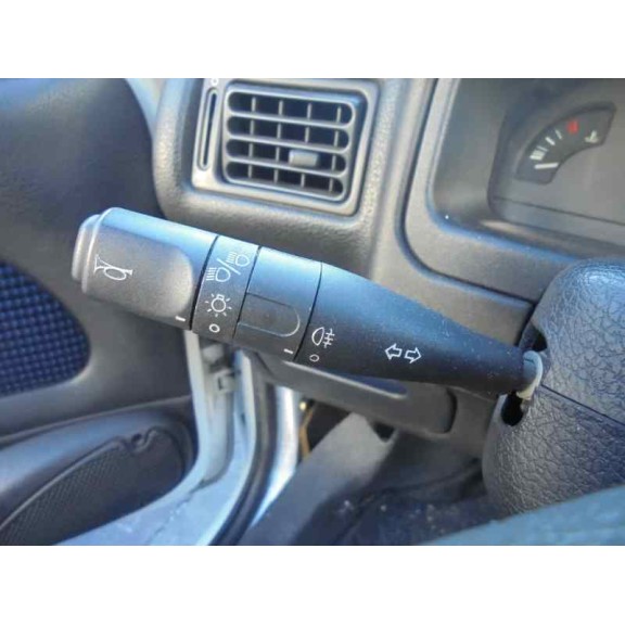 peugeot 106 (s2) del año 1998