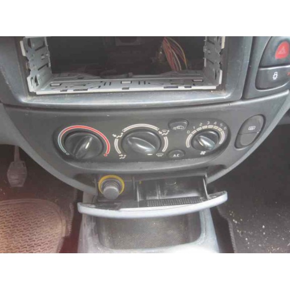 renault megane i classic (la0) del año 1998