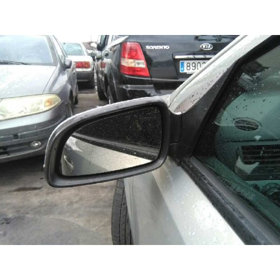 opel astra h berlina del año 2005