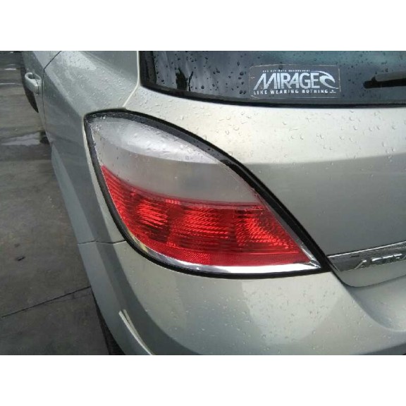 opel astra h berlina del año 2005