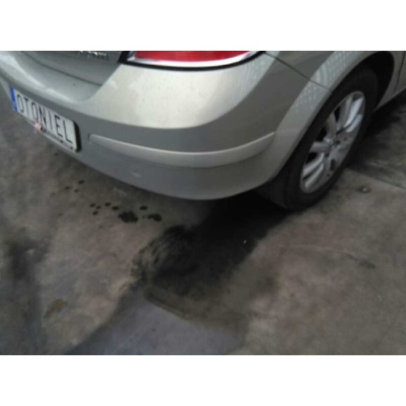 opel astra h berlina del año 2005