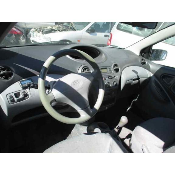 toyota yaris (ncp1/nlp1/scp1) del año 2001