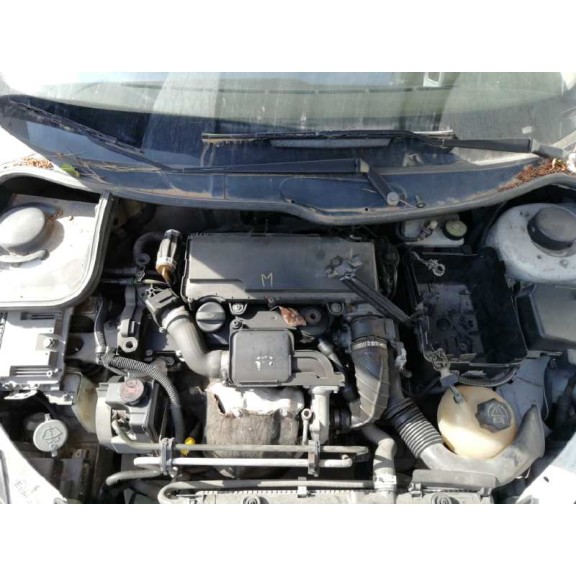 peugeot 206 berlina del año 2002