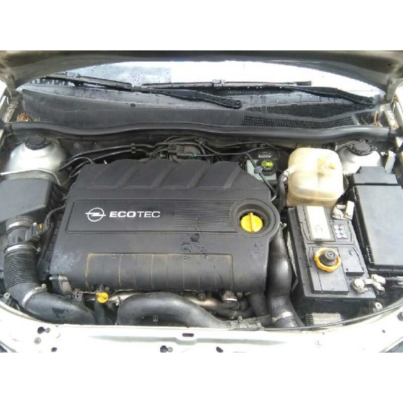 opel astra h berlina del año 2005