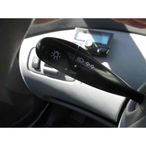 toyota yaris (ncp1/nlp1/scp1) del año 2001