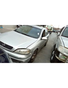 opel astra g berlina del año 2001 2