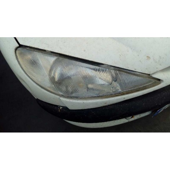 peugeot 206 berlina del año 2000