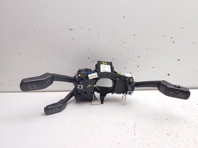 Recambio de mando multifuncion para skoda octavia iv (nx3, nn3, pv3) 1.5 tsi referencia OEM IAM 5q1953507em  