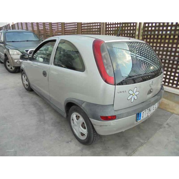 opel corsa c del año 2002