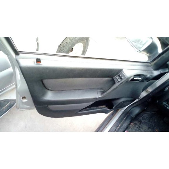 opel astra g berlina del año 2001