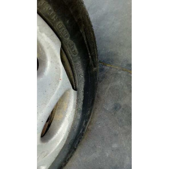 peugeot 206 berlina del año 2000