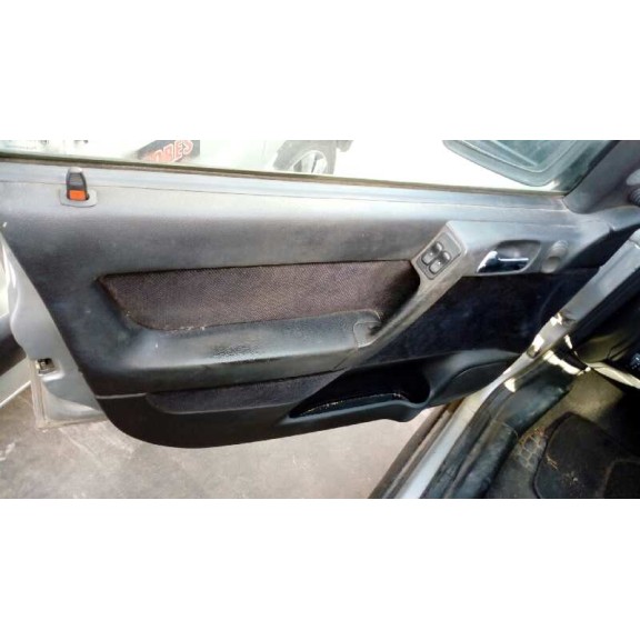 opel astra g caravan del año 2000