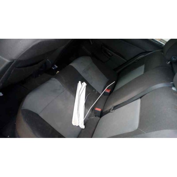 opel astra h berlina del año 2005