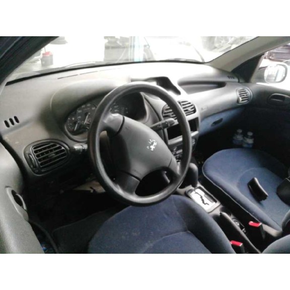 peugeot 206 berlina del año 1998