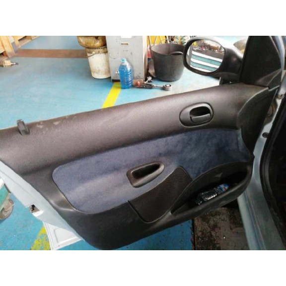 peugeot 206 berlina del año 1998