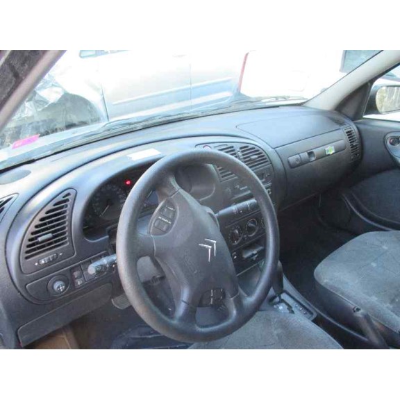 citroën xsara berlina del año 2001