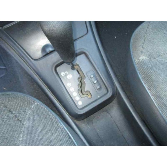 citroën xsara berlina del año 2001