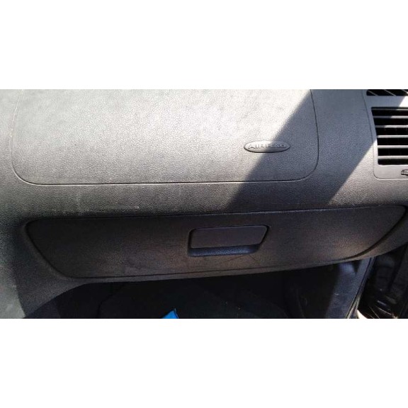 seat cordoba berlina (6k2) del año 2002