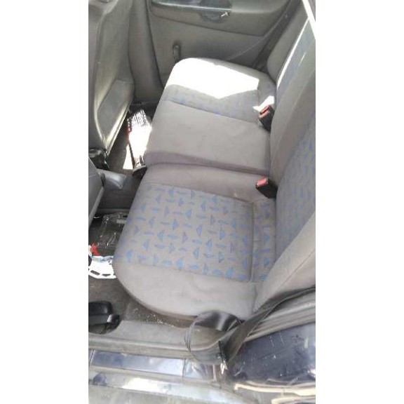 seat cordoba berlina (6k2) del año 2002