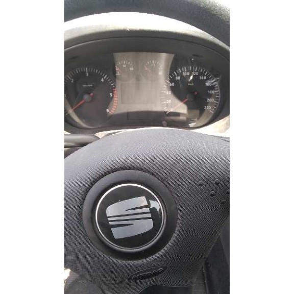 seat cordoba berlina (6k2) del año 2002