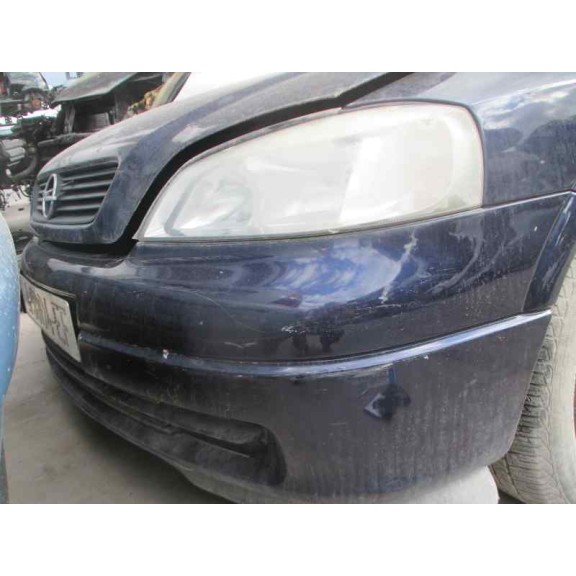 opel astra g berlina del año 2000